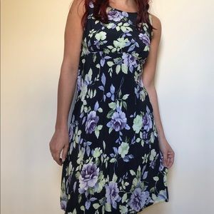 Floral dress (size M)